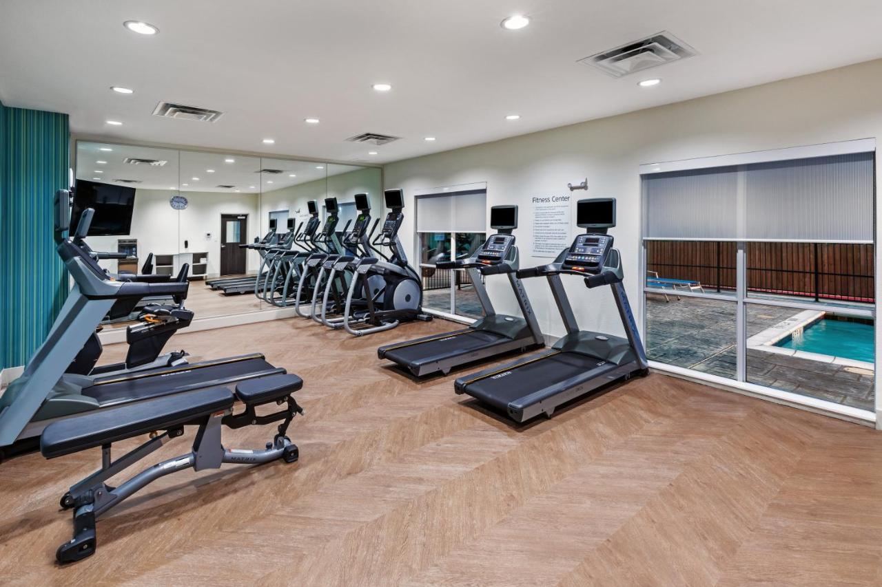 Holiday Inn Express & Suites - Denton - Sanger, An Ihg Hotel Exteriér fotografie